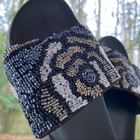 Also Embellished Slides - Picture 2 of 3